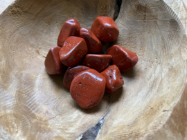 Jaspis rood trommelsteen (A kwaliteit)