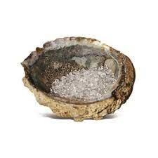 Abalone oplaadschelp + 100 gr bergkristal steentjes