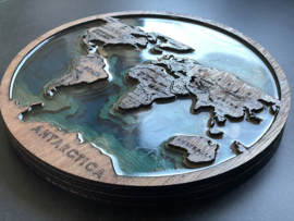 Wandbord wereldkaart 3D met epoxy