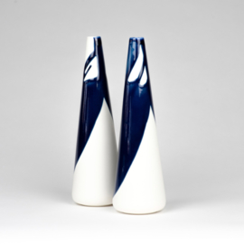 ALS GEGOTEN small vase, cobalt