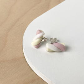 MARSHMALLOW ear studs, twisted