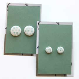 DOTS ear studs, green