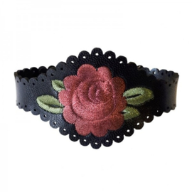 Armband Zwart met oud roze bloem