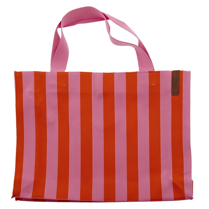 Shopper Lara