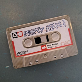 Blikje Cassettebandje - Party Mix