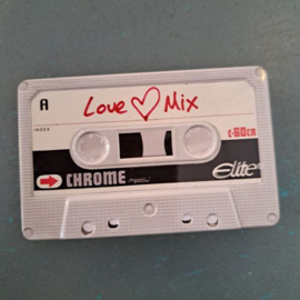 Blikje Cassettebandje Love Mix