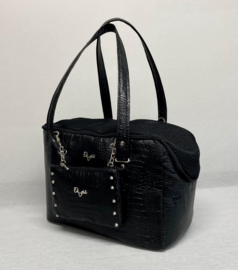 Eh Gia Weekly Carrier
