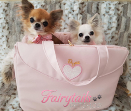 Chica en Coco in de Eh Gia passenger bag, wat zijn ze mooi!♥