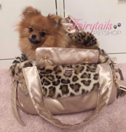 Dolly van Jill, in de mooie limited Edition tas van Mon Bonbon!