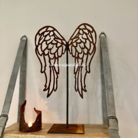 Vleugelpaar op standaard. 50 x 30 cm. Roest Metaal Decoratie