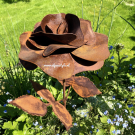 Roos met bladeren, tuinsteker. 85 x 20 cm. Roest Metaal Decoratie
