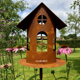 Vogelhuis op tuinsteker, 22 x 19 x 140 cm. Roest Metaal Decoratie