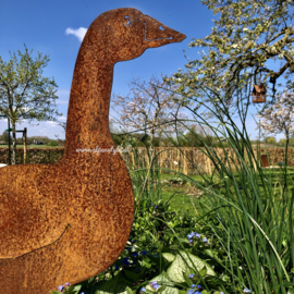 Gans staand van opzij, tuinsteker 70 x 56 cm. Roest Metaal Decoratie