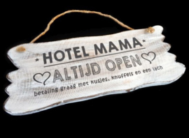 Hotel Mama