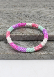 Glaskralen armband - roze en wit