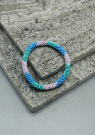 Glaskralen armband - turkoois, blauw en roze