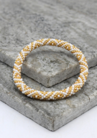 Glass beads bracelet - gold and white