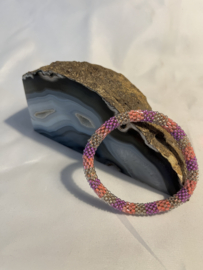 Glass beads bracelet - pink and purple