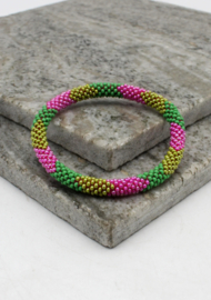 Glaskralen armband - groen en roze