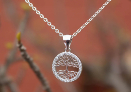 Silver tree of life pendant