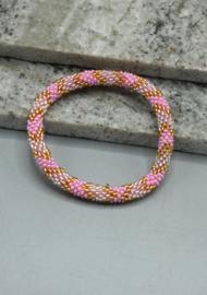 Glaskralen armband - babyroze en goud