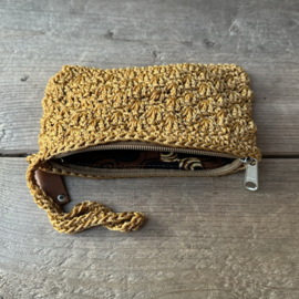 Kassakoopje in combinatie met tas: gehaakt portemonneetje
