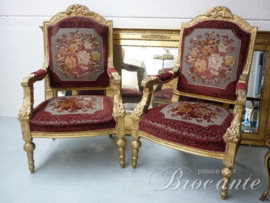 Pair gilt French Louis XIV arm chairs carved, epoque Napoleon III