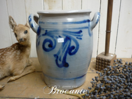 Oude brocante bewaarpot (smoutpot) in grès aardewerk, blauw grijs