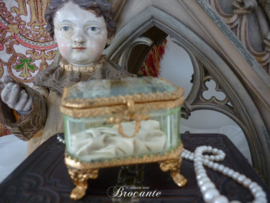 Antiek facet geslepen juwelendoosje/bruidskistje met afgeronde hoeken uit Frankrijk