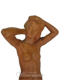 Beautiful sculpture nude woman in terracotta - Koos van der Kaay
