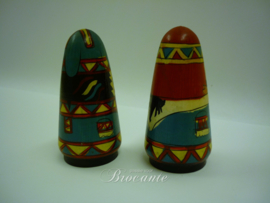 Matroshka dolls salt and pepper shakers design