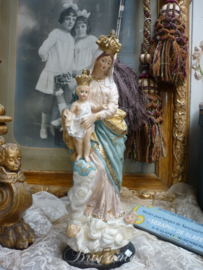 Antiek beeld Maria met kind en Engelen "Notre Dame des Victoires", Frankrijk, ca 1900