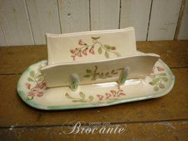 Mooie brocante asperge schotel met bloemen decor