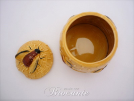 Vintage suikerpotje/honingpotje in de vorm van een bijenkorfje