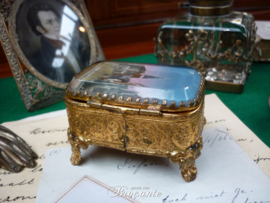 Antiek facet geslepen juwelendoosje uit Frankrijk - souvenir Beaune-la-Rolande