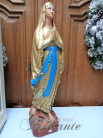 Biddende H. Maria in gips
