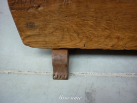 Heel mooi  18de-Eeuws antieke koffer in grenen hout