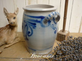 Oude brocante bewaarpot (smoutpot) in grès aardewerk, blauw grijs