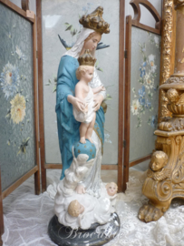 Antiek beeld Maria met kind en Engelen "Notre Dame des Victoires", Frankrijk, ca 1900 (zilverkleurig onderkleed)