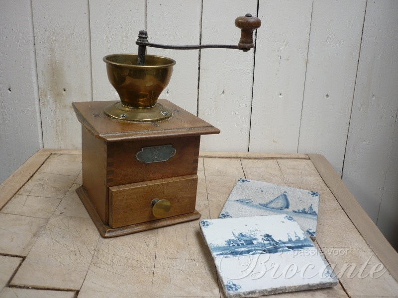 vlotter bureau pad Antieke koffiemolen | BROCANTE WEBWINKEL | Passie voor brocante - webshop