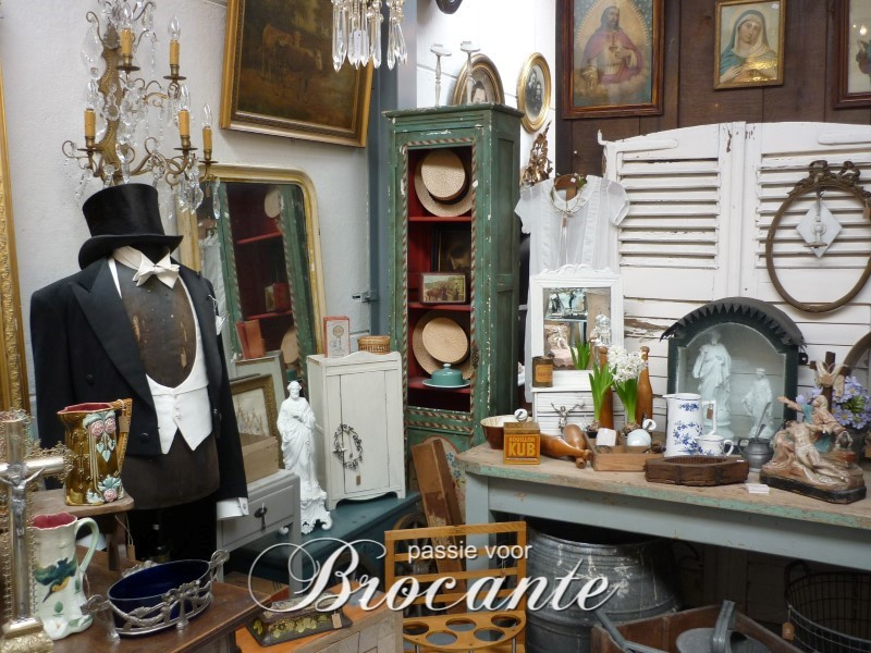 Sfeerbeelden antiek en brocante in onze winkel | WEBWINKEL | Passie brocante - webshop