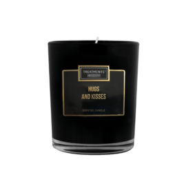 Treatments® - TSC03 - Scented Candle - Hugs and Kisses - 280 grams