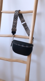 Paulien crossbody zwart  2 zilveren afwerking (lees de info)