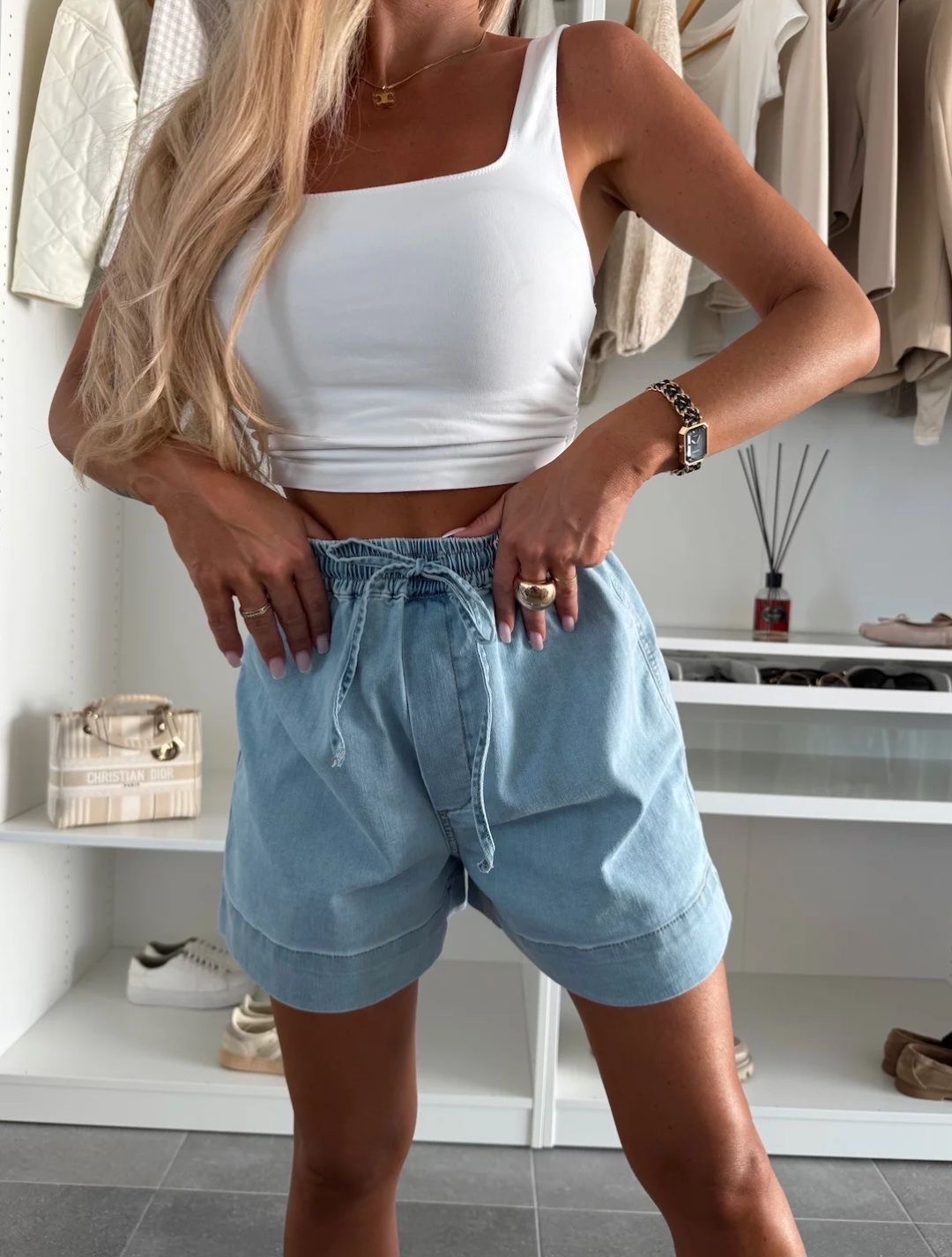 Nava jeansshortje lichtblauw