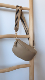 Paulien crossbody taupe gouden afwerking (lees de info)