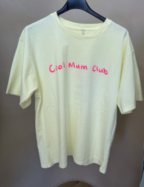 Cool mum club  geel