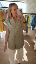 Manon waistcoat mint (PRE-ORDER WEEK 28/04)