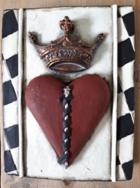 Heart with crown (ca 16 x 20 cm) 