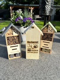 Insectenhotel Bedankt voor dit BIJzondere schooljaar.