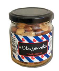 Nûtsjemiks Fries